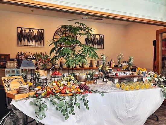 The Vintage Emporium Dining & Wine